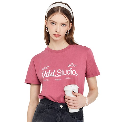 오드스튜디오 오드 시그니처 로고 레귤러핏 티셔츠 - DUSTY PINK